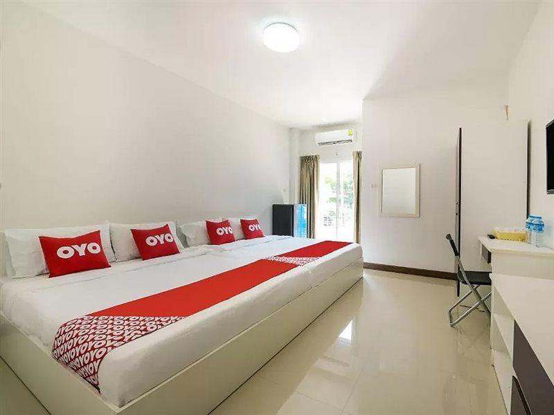 Oyo 350 Mae Saeng Place Si Racha Buitenkant foto